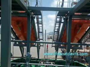 55KN FREE FALL LIFEBOAT LAUNCHING APPLIANCE FOR TRAINNING