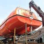 105KN Hydraulic Luffing Arm Type davit
