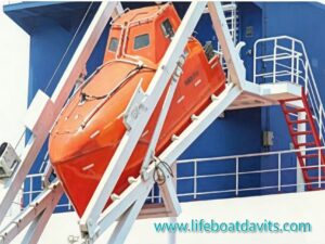 ABS approval 4.9M of 20 persons Tanker Version Freefall Lifeboat With Free Fall Lifeboat Davit