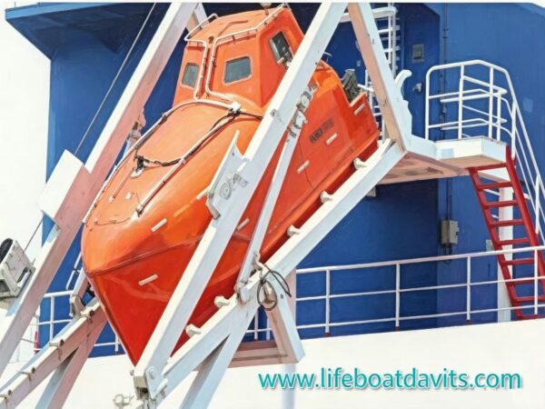 ABS approval 4.9M of 20 persons Tanker Version Freefall Lifeboat With Free Fall Lifeboat Davit