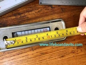 Liquid-level Gauge And Meter For Lifeboat Davit